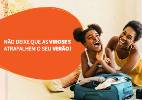 Homem sorrindo.